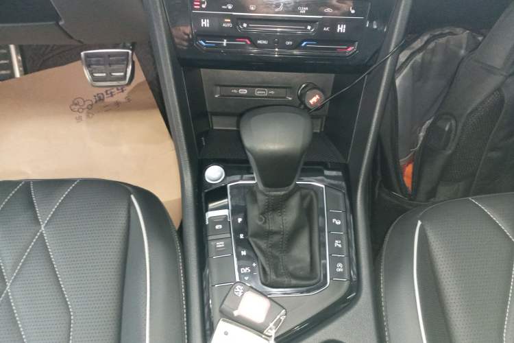 Used Volkswagen Tiguan L 2024 330TSI Automatic Two-Wheel Drive R-Line Enhanced Edition