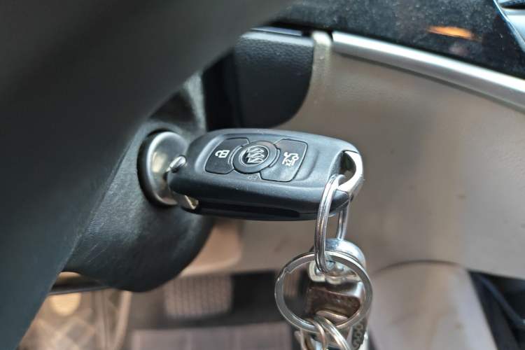 Used Buick Verano 2015 Sedan 15S Automatic Leading Model Vehicle Key