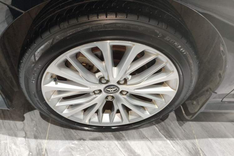 Used Toyota Camry 2019 Revised Version 2.5G Luxury Edition Left Front Wheel Hub