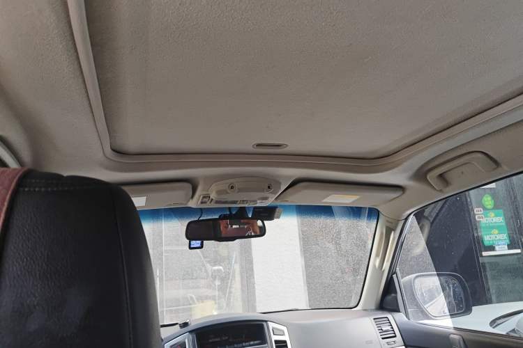 Used Mitsubishi Pajero 2015 3.0L Elite Plus Version China IV Standard