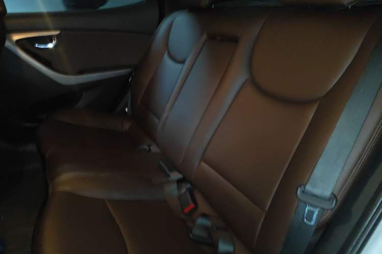 Used Hyundai Elantra (5th Generation / Langdong) 2013 1.6L Automatic Leading Model
