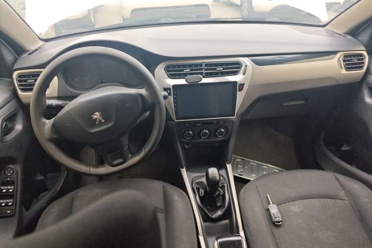 Used Peugeot 301 2017 1.6L Manual Comfort Edition
