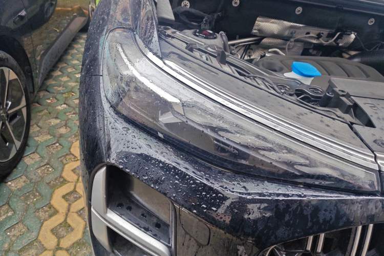 Used Audi Q6 2025 40 TFSI quattro Commemorative Edition Yulin Package 7 Seats Right Front Headlight