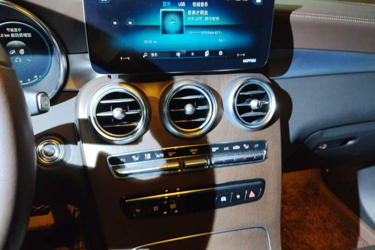 Used Mercedes-Benz GLC 2020 Facelift GLC 300 L 4MATIC Dynamic Edition