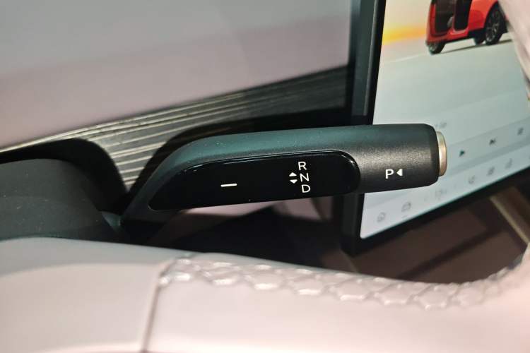 Used ONVO L60 2024 60 kWh Rear-Drive Version