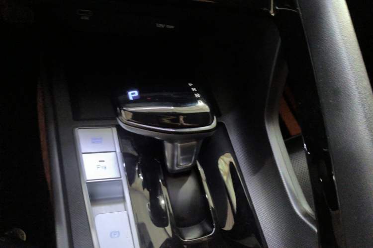 Used Hyundai Elantra 2022 1.5L CVT GLX Elite Edition
