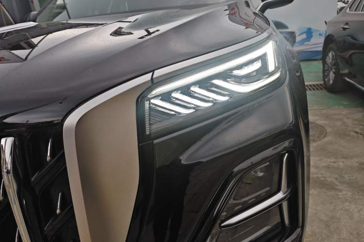 Used Hongqi HS5 2023 2.0T Qixiang Pro Edition Left Front Headlight