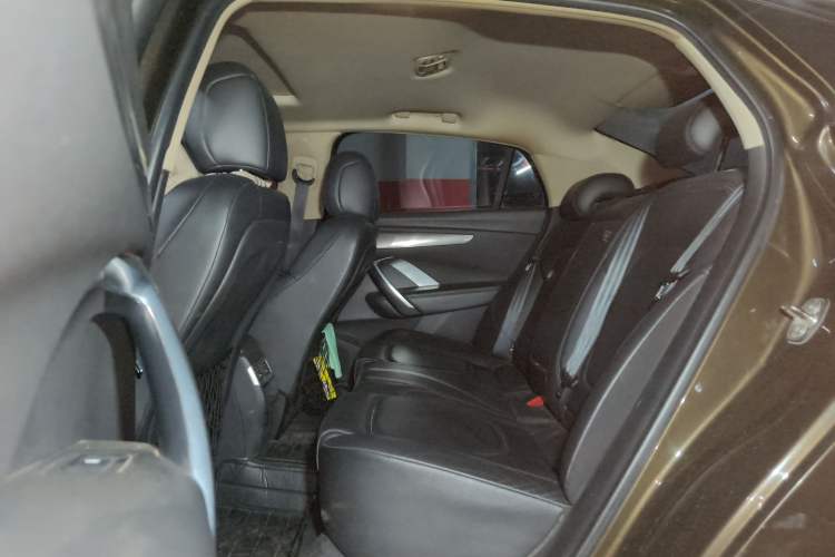 Used DS 5LS 2014 1.6T Elegant Version THP160
