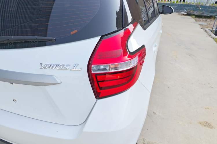 Used Toyota YARiS L Zhi Xuan 2016 Revised 1.5E CVT Charming Edition
