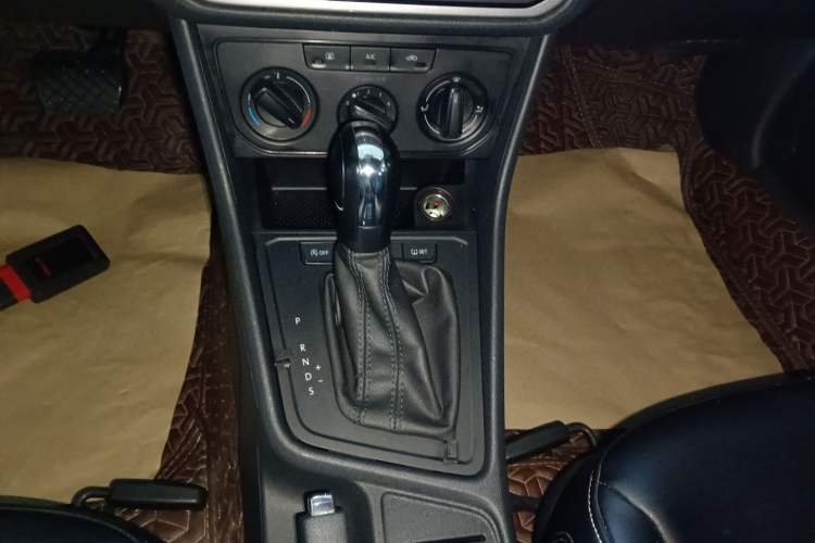 Used Volkswagen Lavida 2019 Lavida Start 1.5L Automatic Trendy Version China VI Standard
