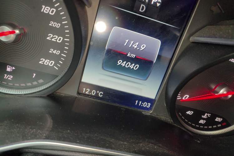 Used Mercedes-Benz GLC 2016 GLC 260 4MATIC Luxury Model
