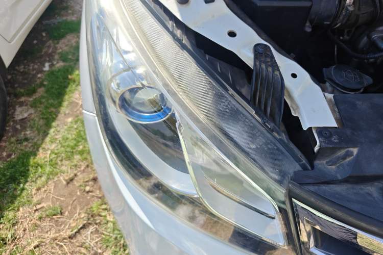 Used SAIC MAXUS G10 2018 PLUS 1.9T Manual Elite Edition Diesel
