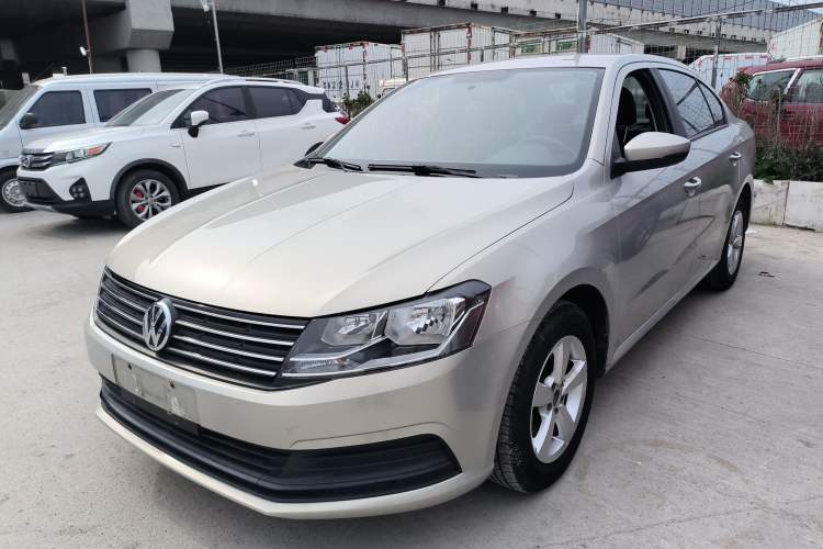 Used Volkswagen Lavida 2015 1.6L Automatic Fashion Edition