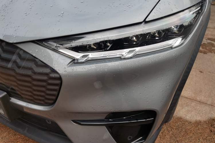 Used Ford Mustang Mach-E 2021 Leap Edition Rear-Drive Version (Standard Range) Left Front Headlight