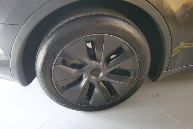 Used Tesla Model Y 2024 Rear-Wheel-Drive Version