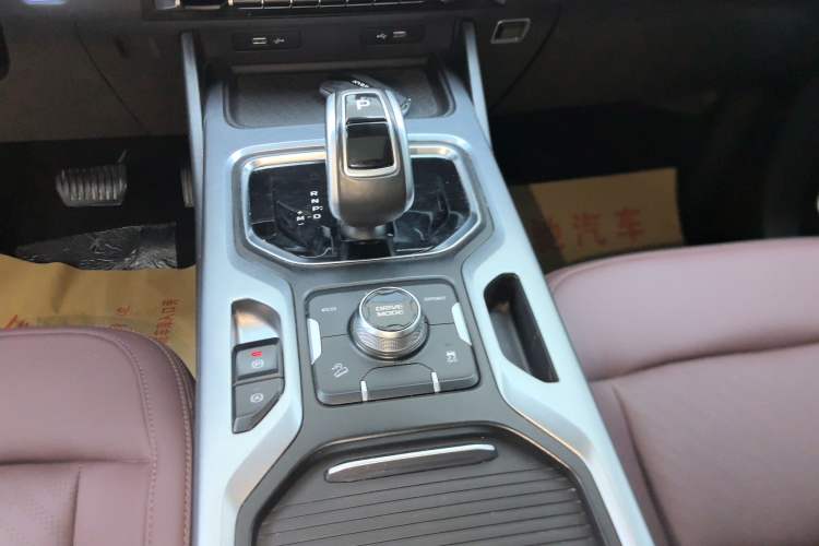 Used Geely Auto Haoyue 2022 1.8TD Automatic Prestige 7-Seater
