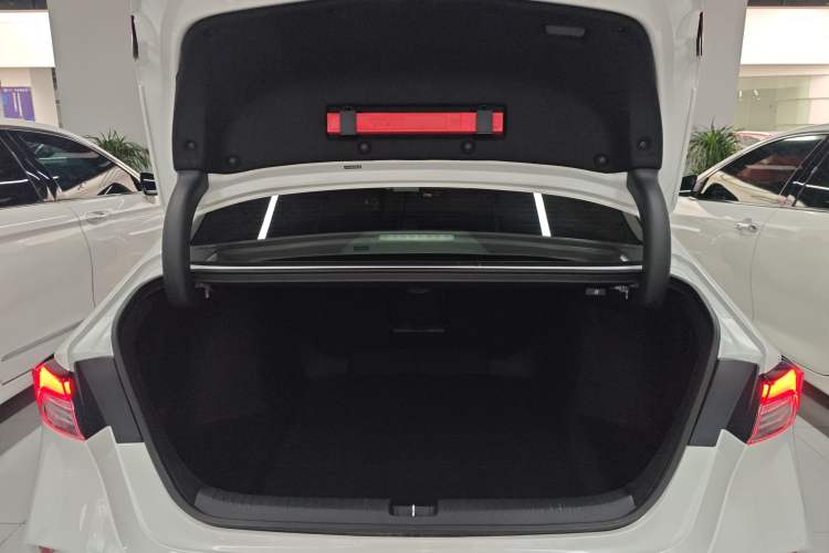 Used Honda Inspire 2023 260TURBO Deluxe Edition