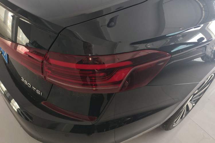 Used Volkswagen Passat 2025 Premium Version 380TSI Dragon Edition