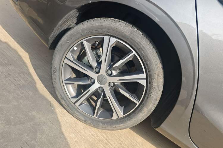 Used Geely Auto Emgrand 2022 4th Generation 1.5L CVT Luxury Model
