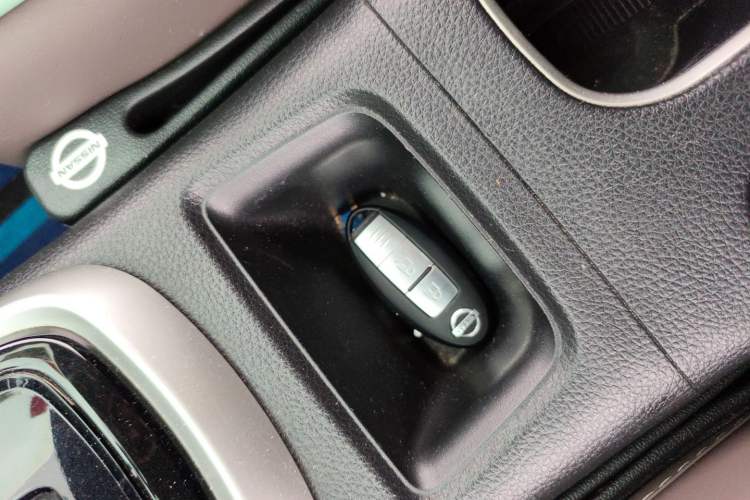 Used Nissan Tiida 2016 1.6L CVT Smart Drive Edition Vehicle Key