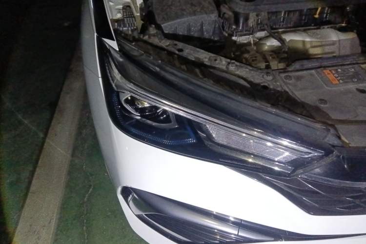 Used Roewe i5 2021 1.5L CVT Diamond Edition