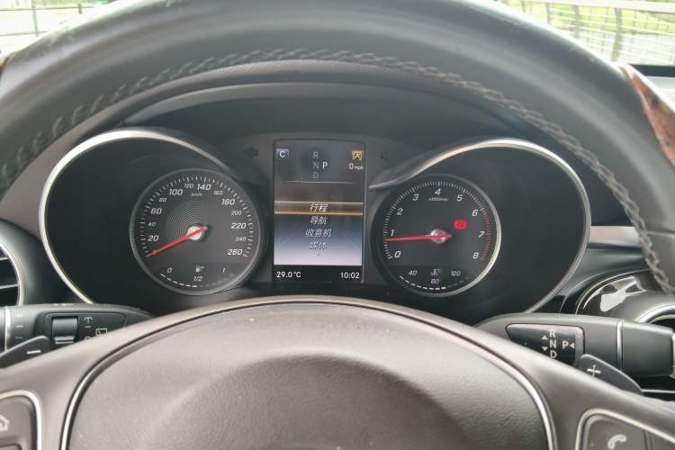 Used Mercedes-Benz GLC 2017 GLC 260 4MATIC Luxury Model Instrument Cluster