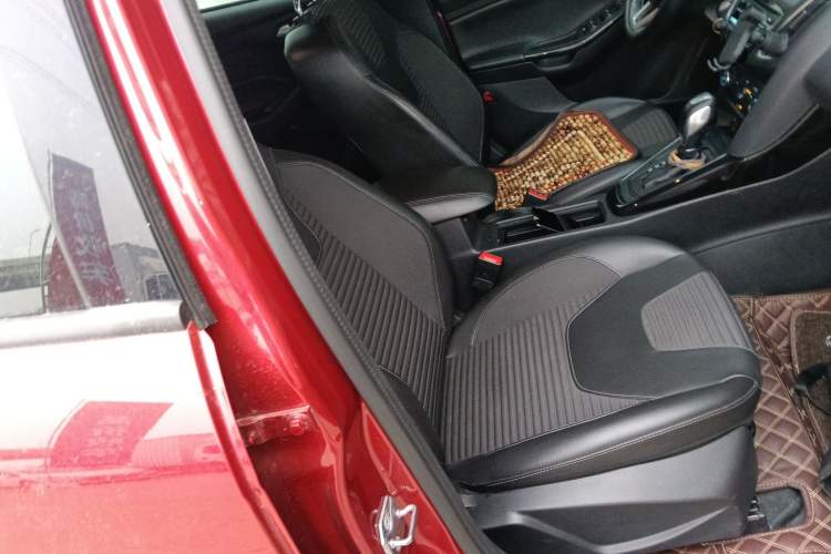 Used Ford Focus 2018 Hatchback Classic 1.6L Automatic Trendy SmartDrive Edition