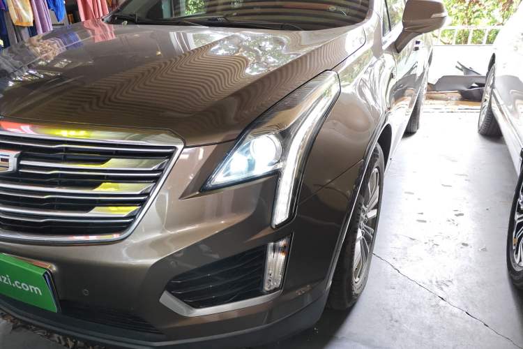 Used Cadillac XT5 2016 25T Luxury Model
