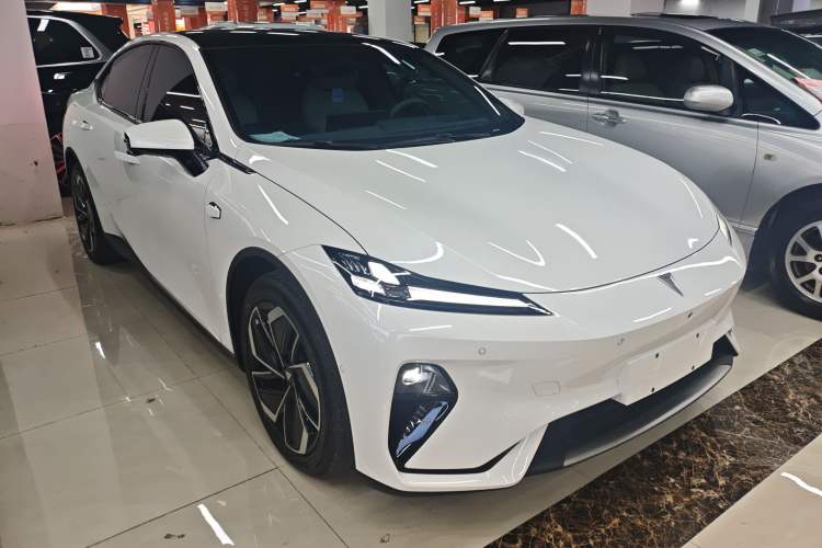 Used Deepal L07 2026 Model 660Ultra Huawei Qiankun Intelligent Driving ADS SE Edition
