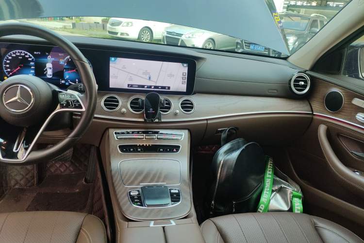 Used Mercedes-Benz E-Class 2023 E 300 L Stylish Model Audio And AC Panel