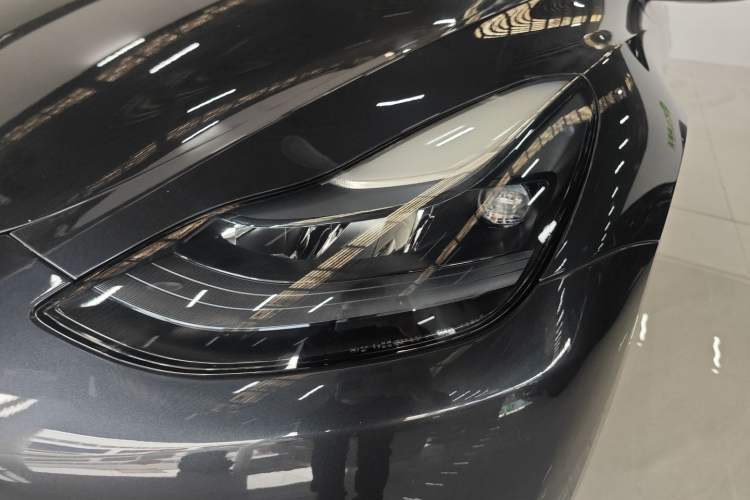 Used Tesla Model Y 2024 Rear-Wheel-Drive Version