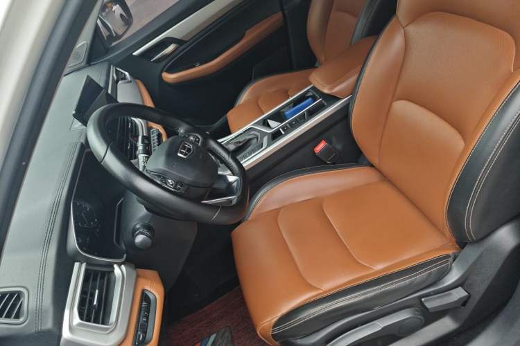 Used Geely Auto Vision X6 2020 1.4T CVT Luxury Edition
