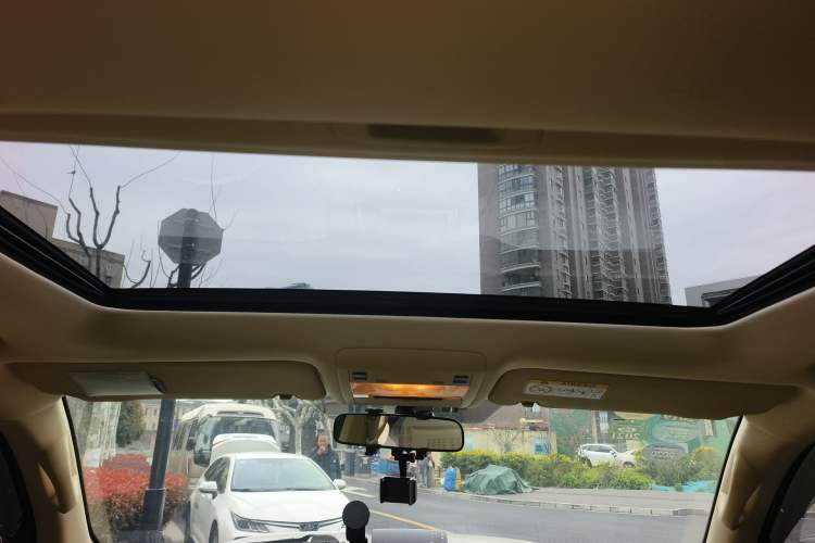 Used Toyota Land Cruiser 2016 4.0L GX 8-Seater U.S. Specification
