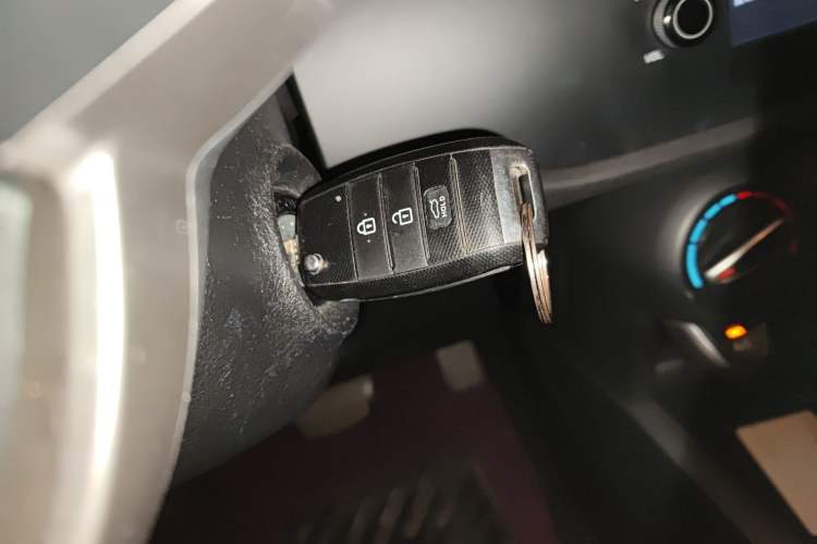 Used Kia K2 2017 Sedan 1.4L Automatic GLS