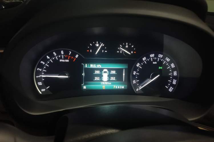 Used Buick GL8 2017 ES 28T Luxury Model China V Standard
