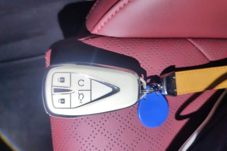 Used CHANGAN Eado 2021 PLUS Blue Whale NE 1.4T GDI DCT Flagship Model Vehicle Key