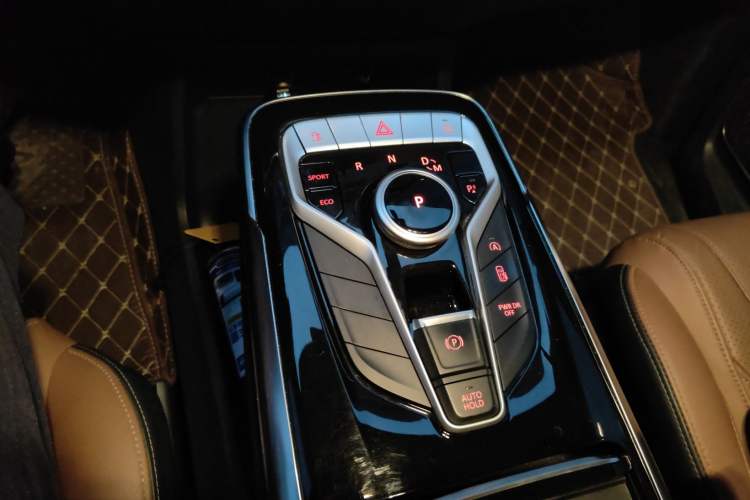 Used SAIC MAXUS G20 RV 2021 Restyled 2.0T Traveler Self-Propelled Class B RV – Time Edition Gear Lever