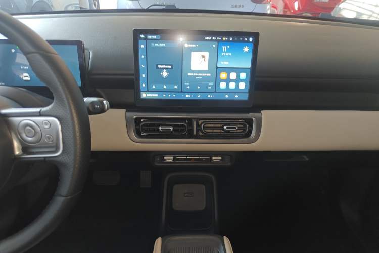 Used Wuling Bingo PLUS 2024 510 km Flagship Edition Four-Seater Version
