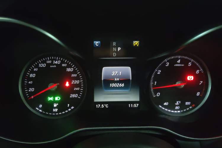 Used Mercedes-Benz GLC Coupe 2017 GLC 200 4MATIC Coupe SUV Instrument Cluster