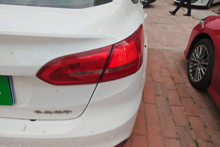 Used Ford Focus 2015 Sedan 1.6L Automatic Comfort Model