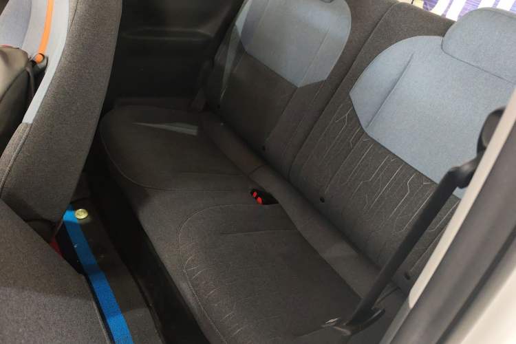 Used Geely Galaxy Panda 2023 Panda Mini 200km Endurance Bear Left Rear Seat