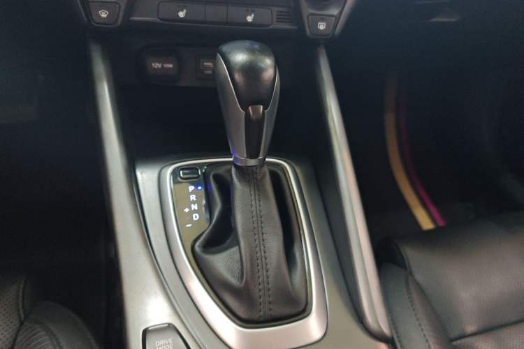 Used Hyundai Lafesta 2021 280TGDi DLX Luxury Edition Gear Lever