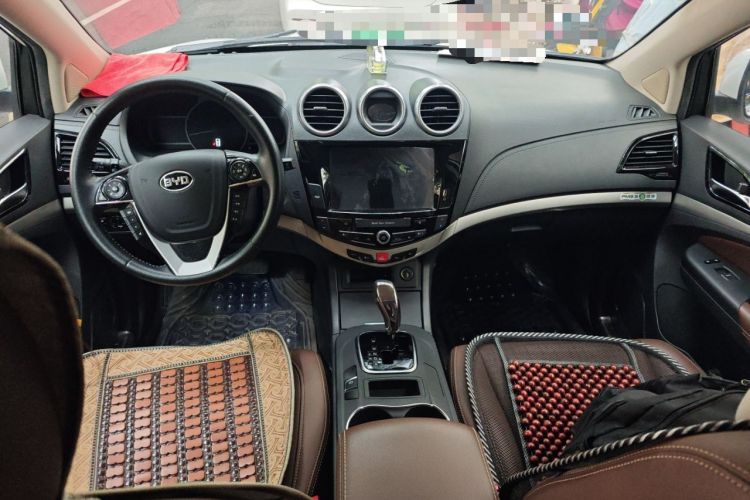 Used BYD S7 2015 2.0T Upgraded Automatic Luxury Version