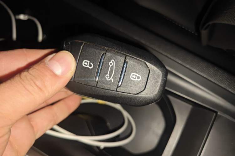 Used Peugeot 408X 2023 Gravity Edition