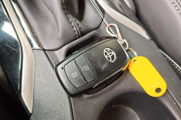 Used Toyota FRONTLANDER 2024 2.0L CVT Leading Edition