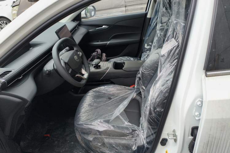 Used CHANGAN Eado 2025 Blue Whale 1.5T 500Bar Prestige Model
