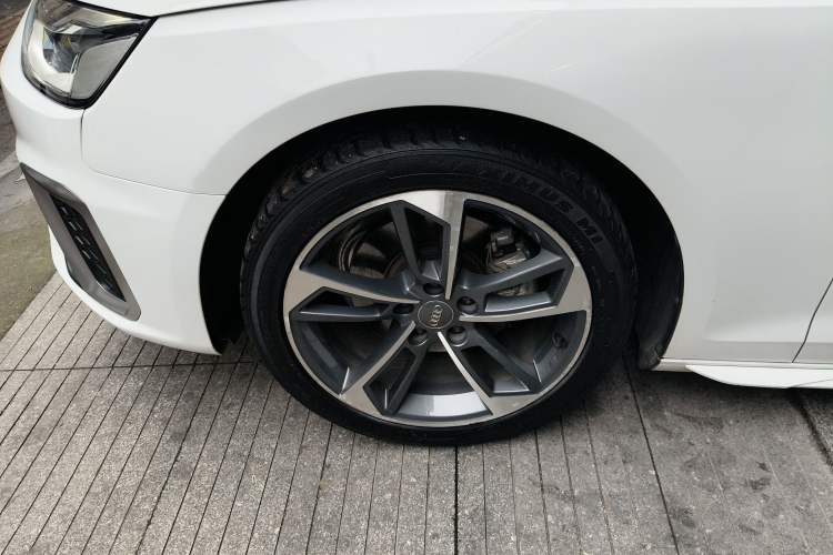 Used Audi A4L 2020 40 TFSI Luxury Dynamic Model