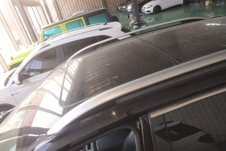 Used Roewe RX5 2020 PLUS 300TGI Automatic Ali National Style Luxury Edition
