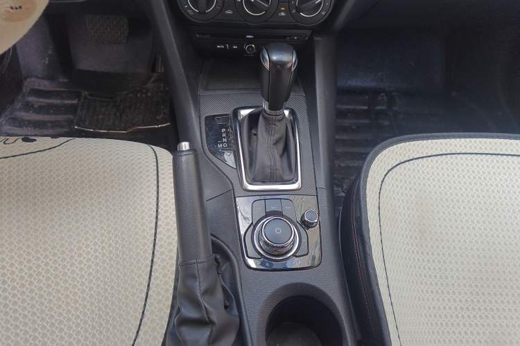 Used Mazda 3 Axela 2014 Sedan 1.5L Automatic Comfort Model Gear Lever