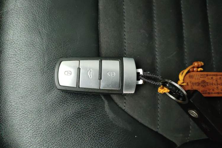 Used Volkswagen Magotan 2016 1.8TSI Luxury Comfort Model